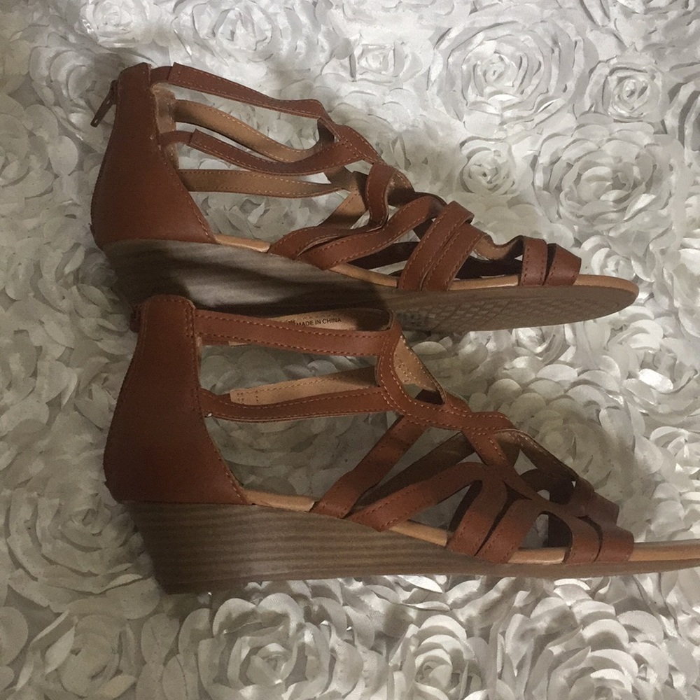 New Sandals! - Picture 5 of 6